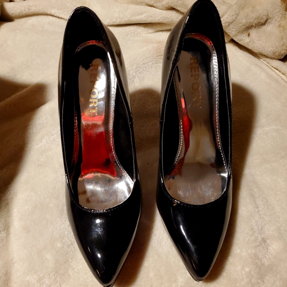 "Classic" Report Black Patent Leather Stilettos